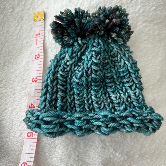 Newborn / Baby Knitted Teal Beanie Hat - Picture 2 of 3